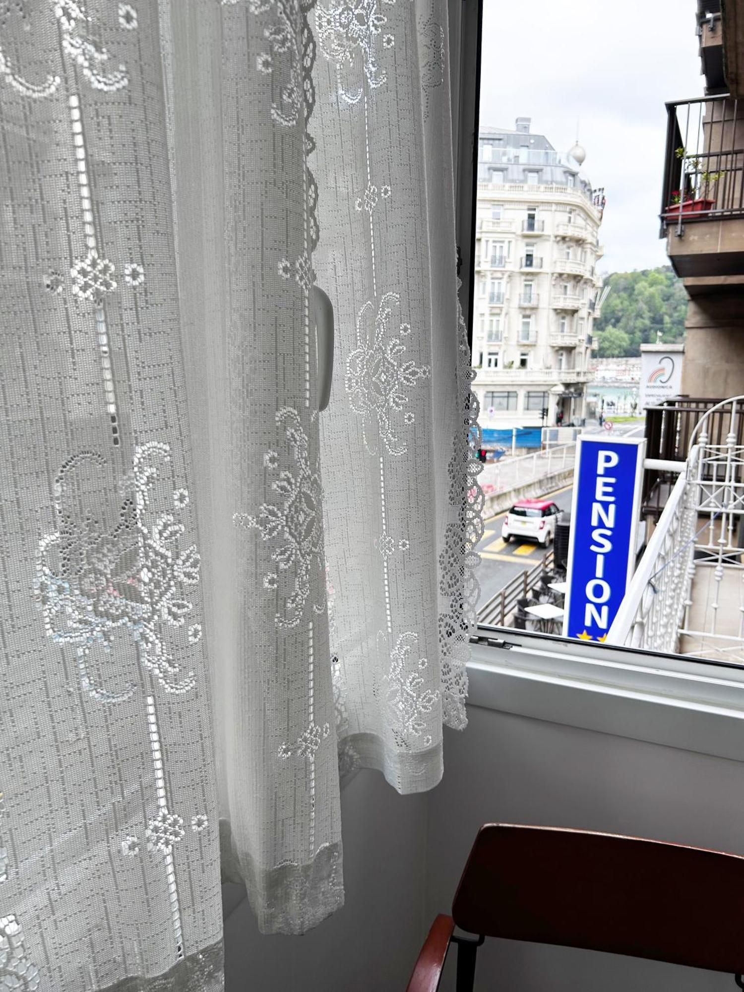 Pension Regil San Sebastian Exterior photo