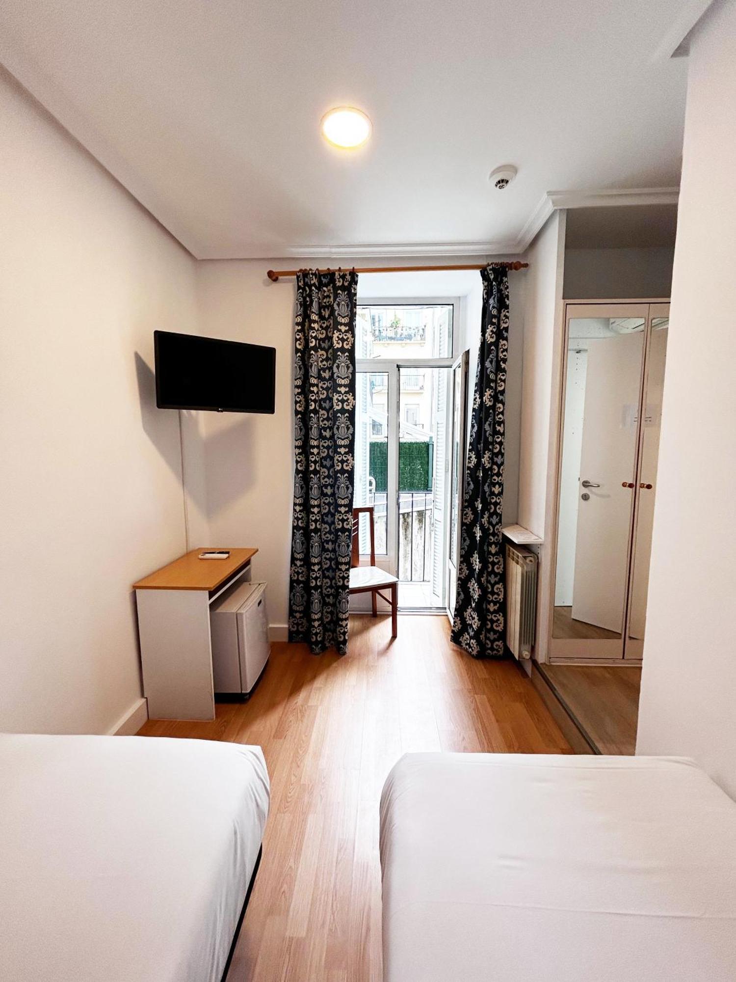 Pension Regil San Sebastian Exterior photo
